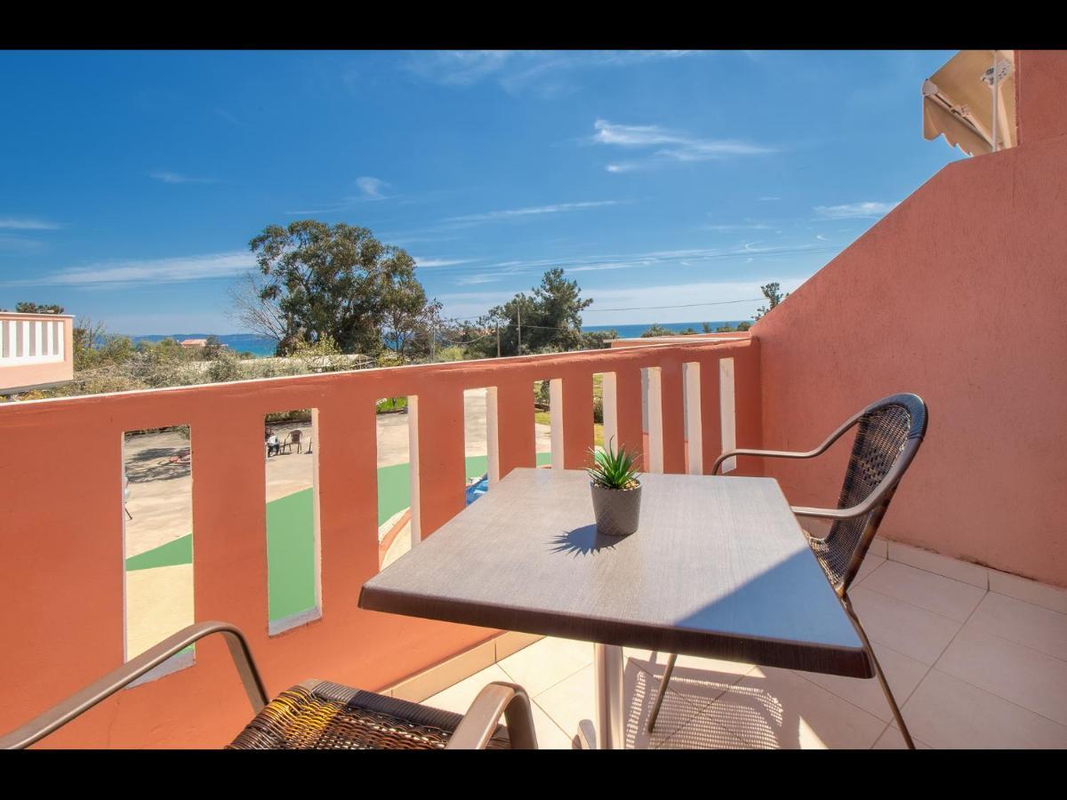 Blue Horizon Apartments&Maisonettes يميناريا المظهر الخارجي الصورة