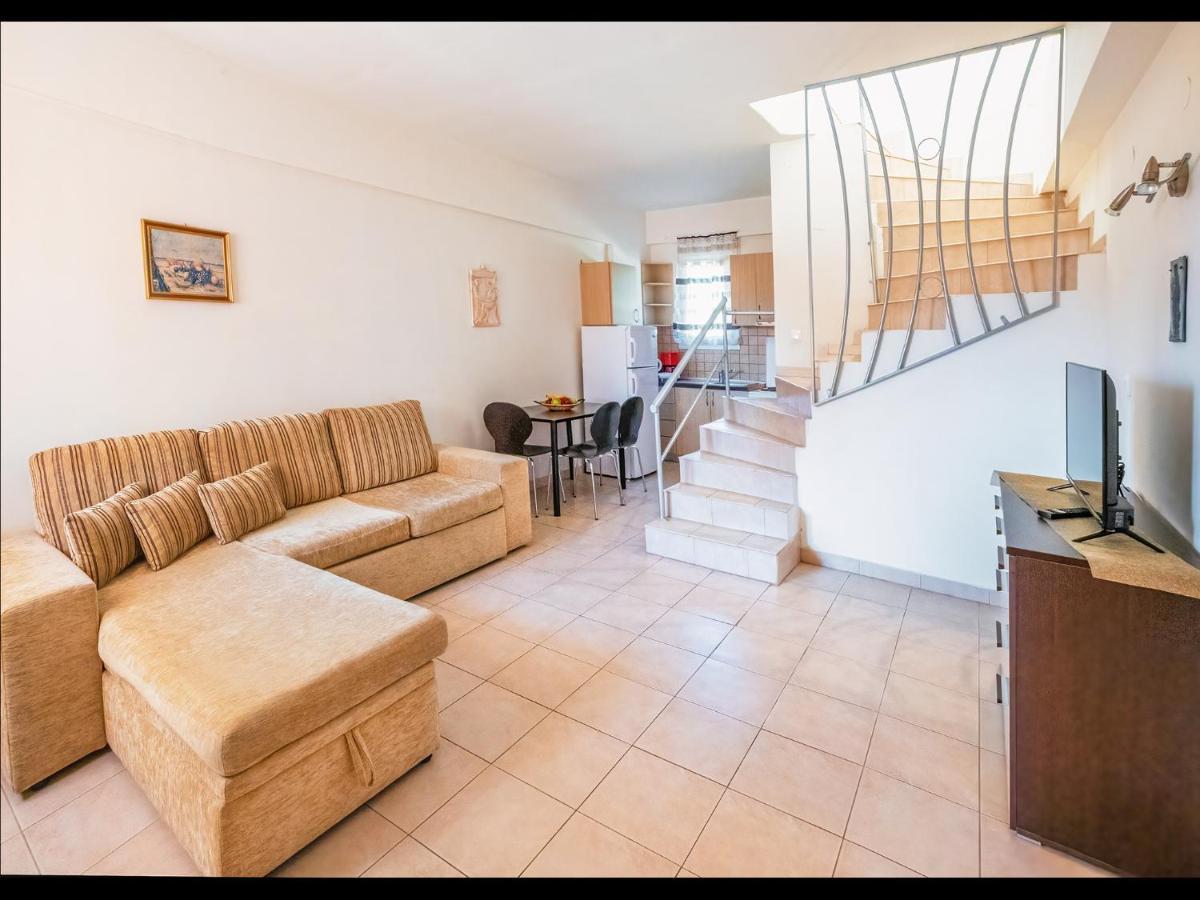 Blue Horizon Apartments&Maisonettes يميناريا المظهر الخارجي الصورة