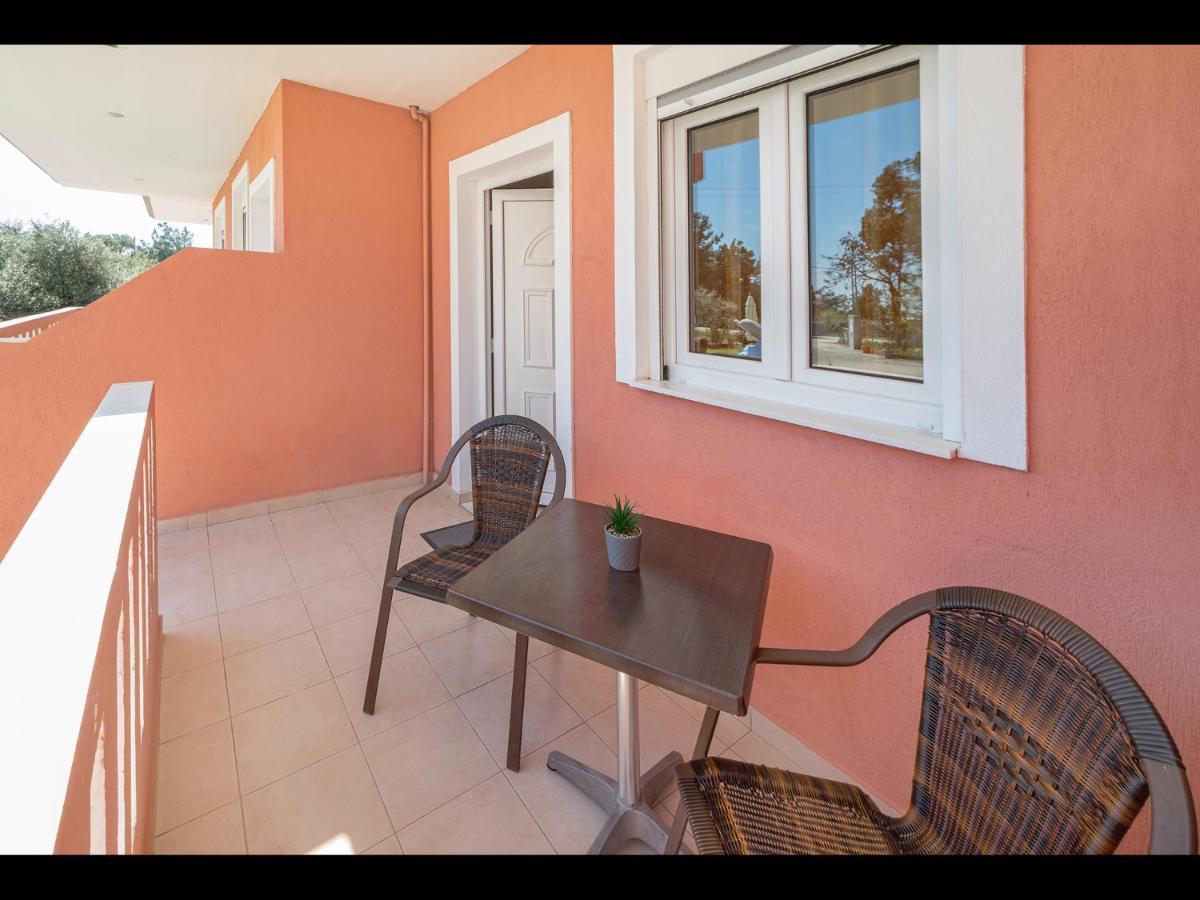 Blue Horizon Apartments&Maisonettes يميناريا المظهر الخارجي الصورة